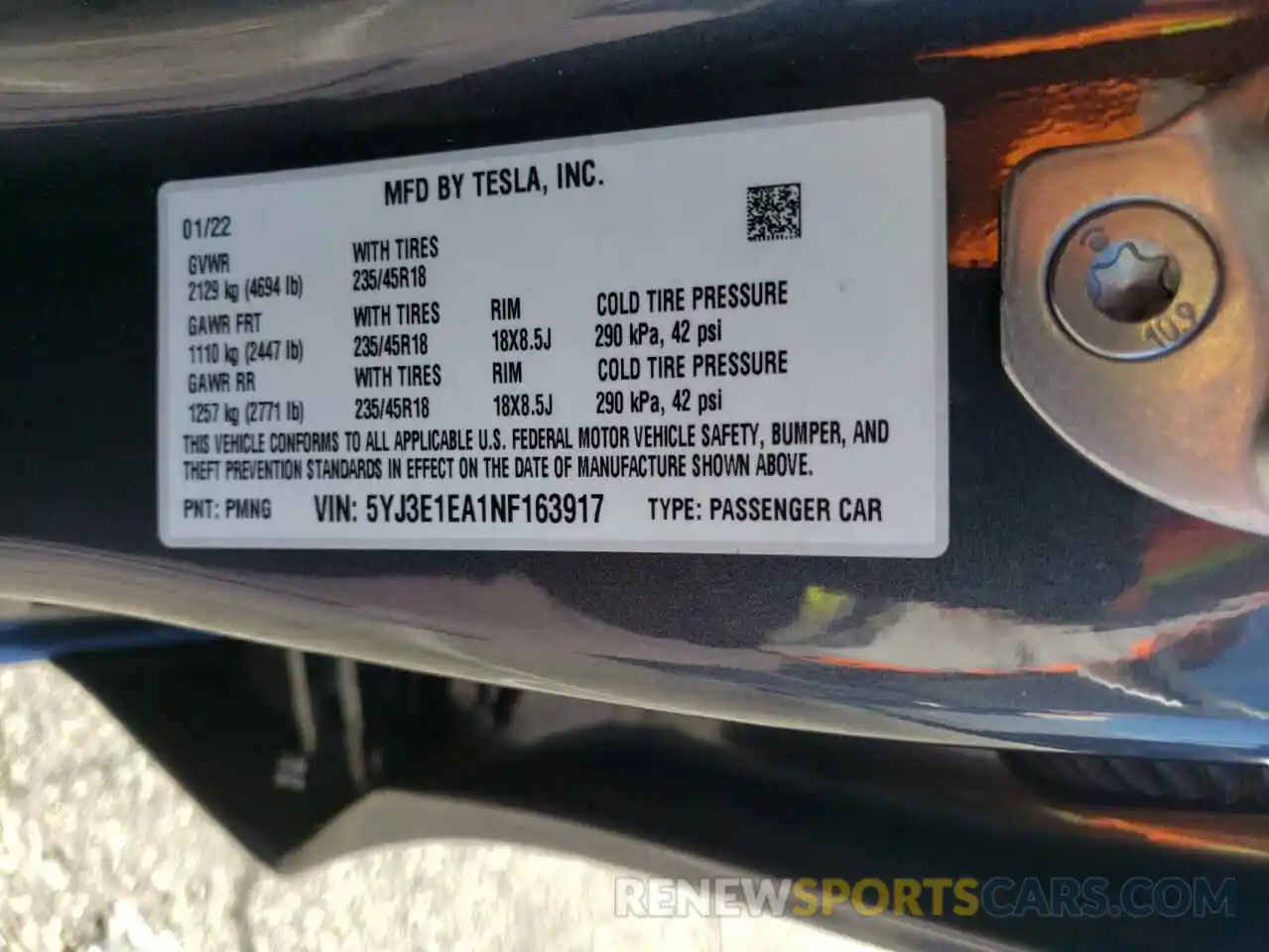 10 Photograph of a damaged car 5YJ3E1EA1NF163917 TESLA MODEL 3 2022