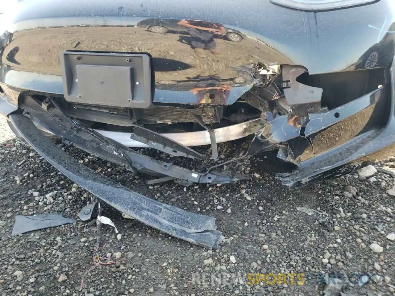 9 Photograph of a damaged car 5YJ3E1EA1NF185190 TESLA MODEL 3 2022