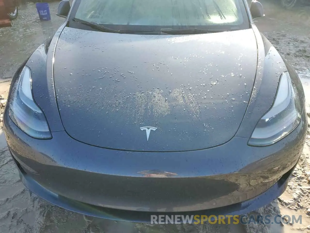 11 Photograph of a damaged car 5YJ3E1EA1NF187621 TESLA MODEL 3 2022