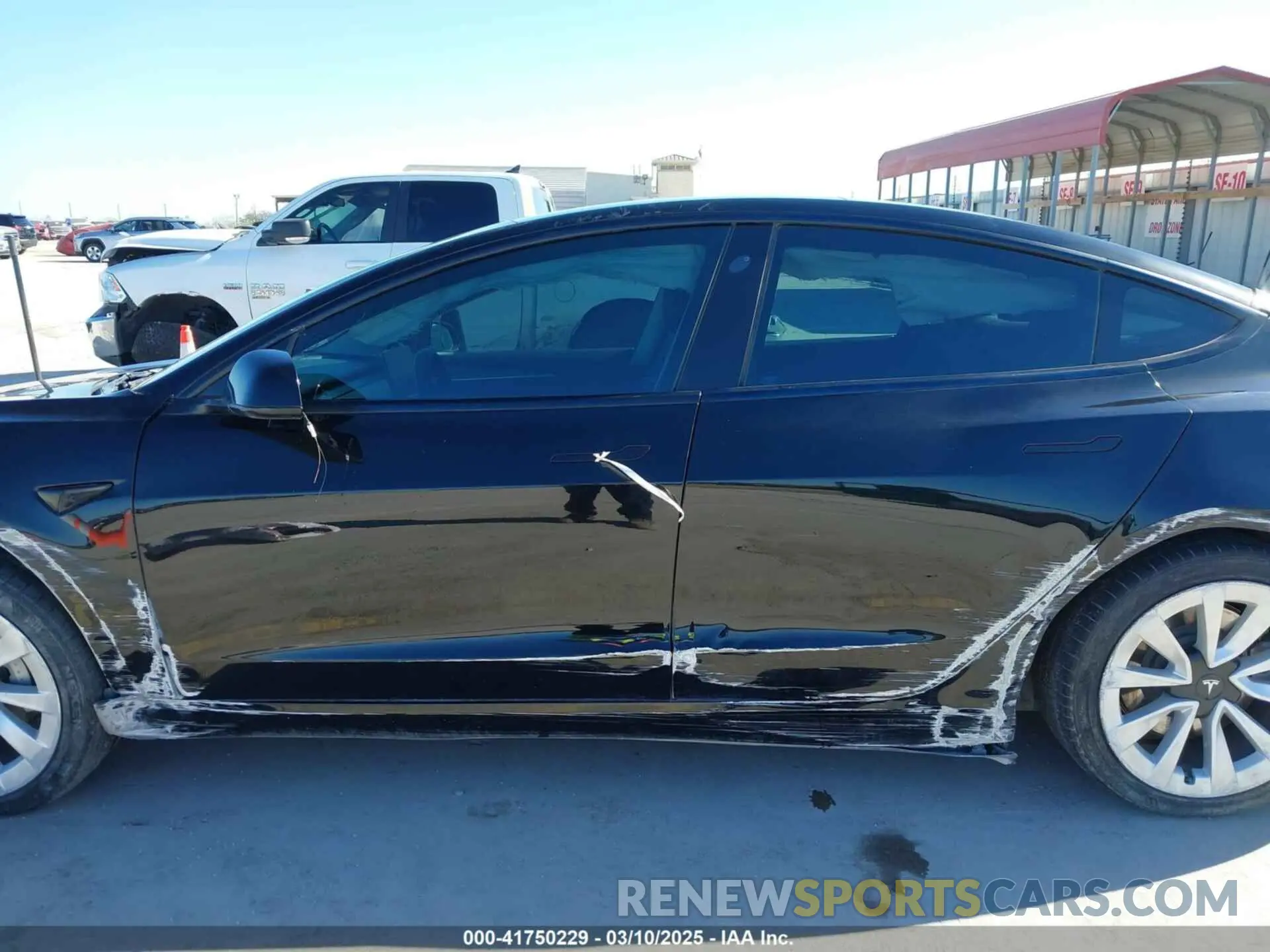 15 Photograph of a damaged car 5YJ3E1EA1NF188638 TESLA MODEL 3 2022