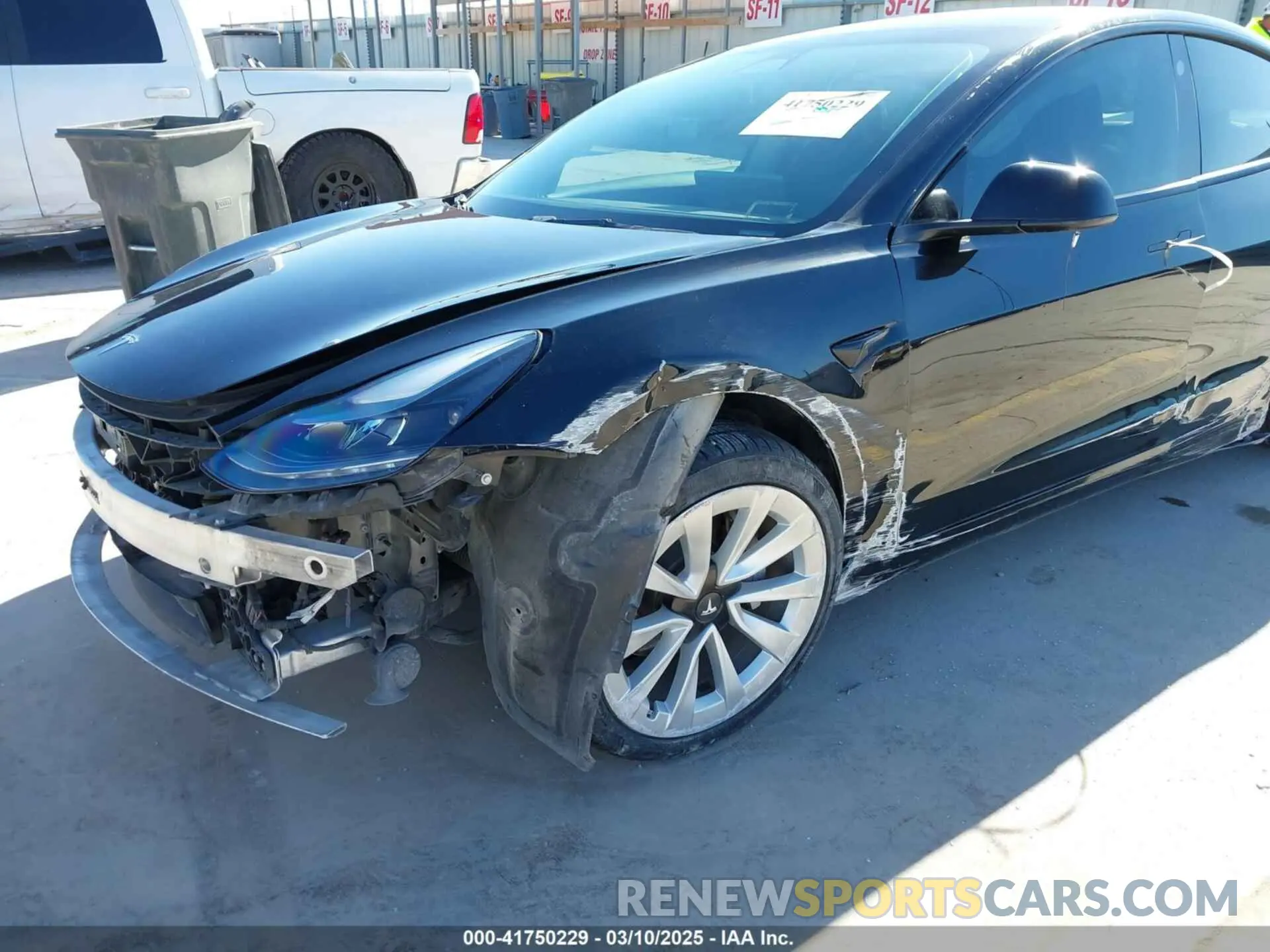 6 Photograph of a damaged car 5YJ3E1EA1NF188638 TESLA MODEL 3 2022