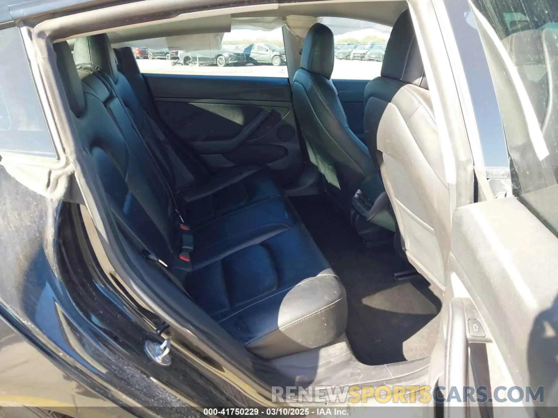 8 Photograph of a damaged car 5YJ3E1EA1NF188638 TESLA MODEL 3 2022