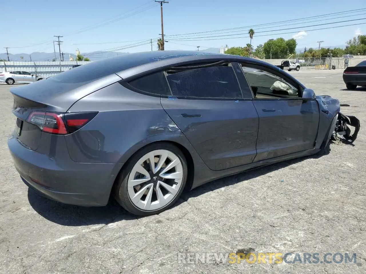 3 Photograph of a damaged car 5YJ3E1EA1NF191426 TESLA MODEL 3 2022