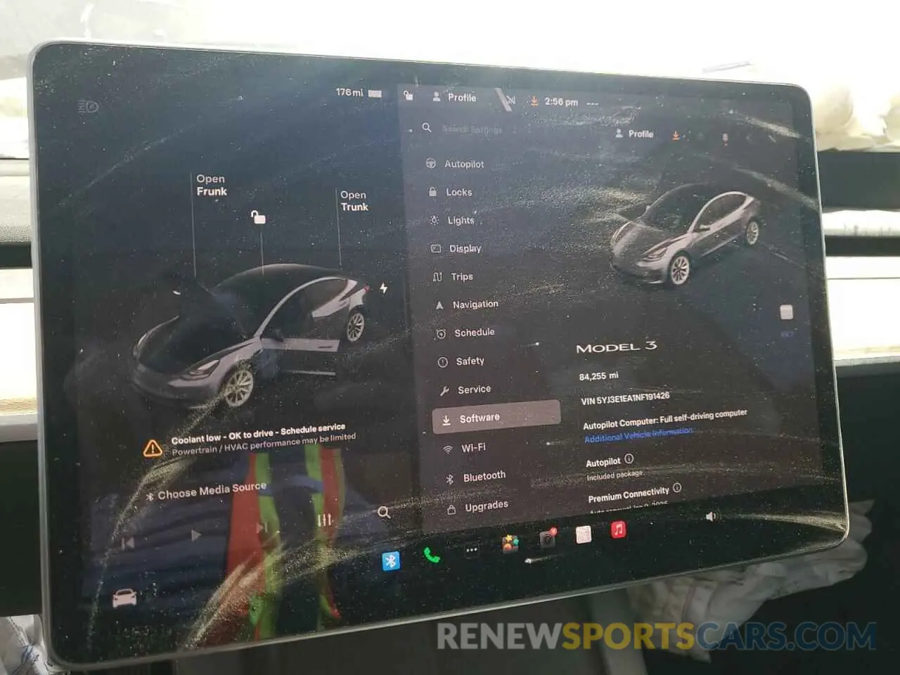 9 Photograph of a damaged car 5YJ3E1EA1NF191426 TESLA MODEL 3 2022