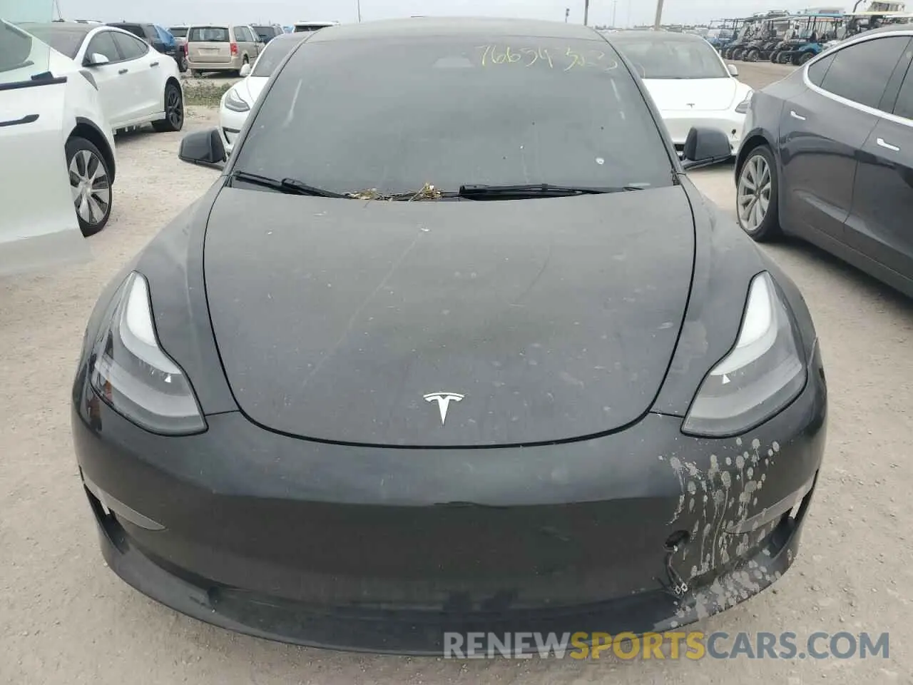 5 Photograph of a damaged car 5YJ3E1EA1NF191944 TESLA MODEL 3 2022