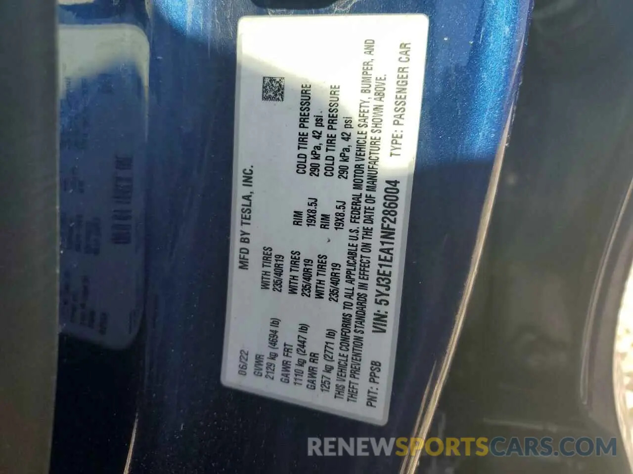 13 Photograph of a damaged car 5YJ3E1EA1NF286004 TESLA MODEL 3 2022