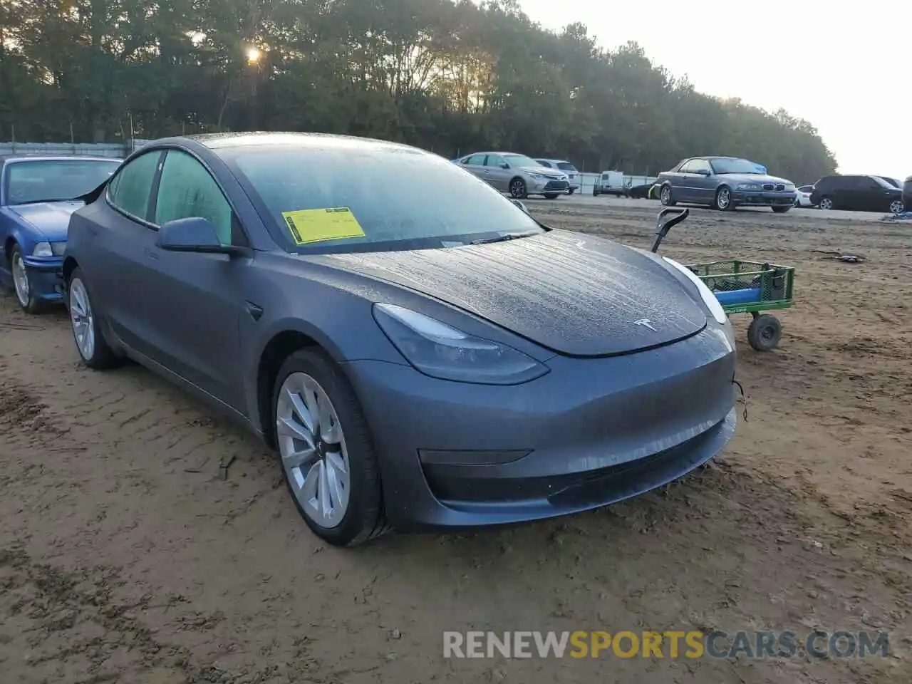 1 Photograph of a damaged car 5YJ3E1EA1NF290294 TESLA MODEL 3 2022