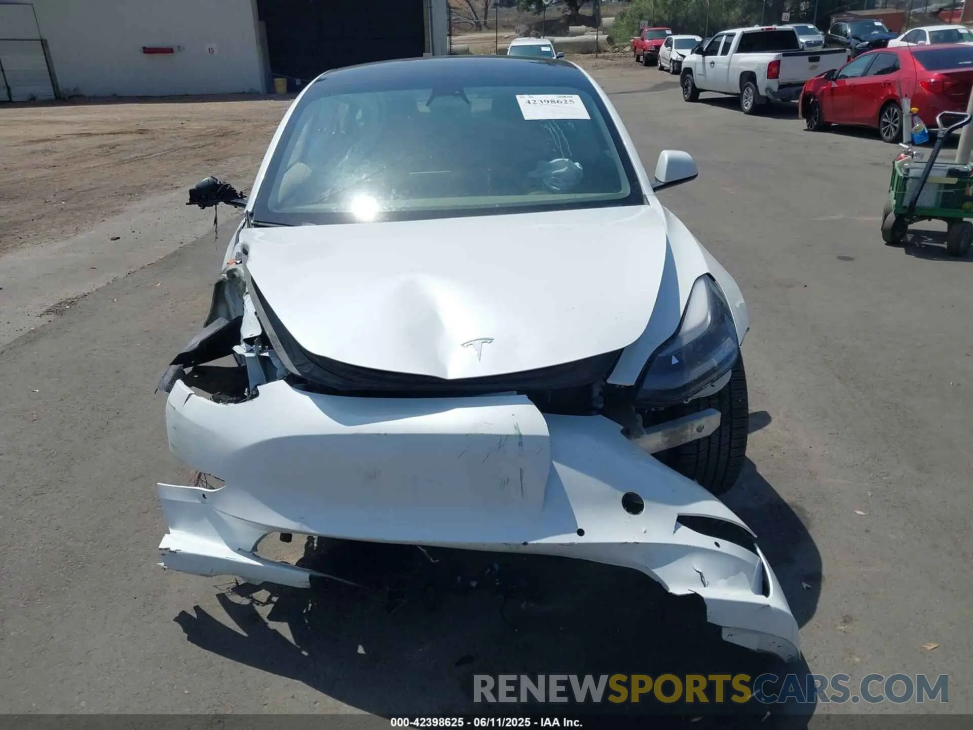 12 Photograph of a damaged car 5YJ3E1EA1NF294264 TESLA MODEL 3 2022