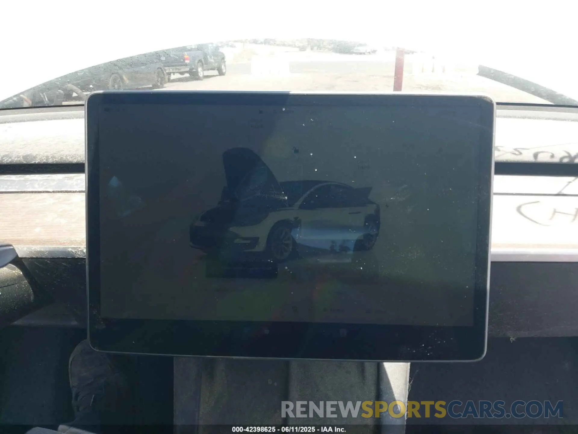 18 Photograph of a damaged car 5YJ3E1EA1NF294264 TESLA MODEL 3 2022