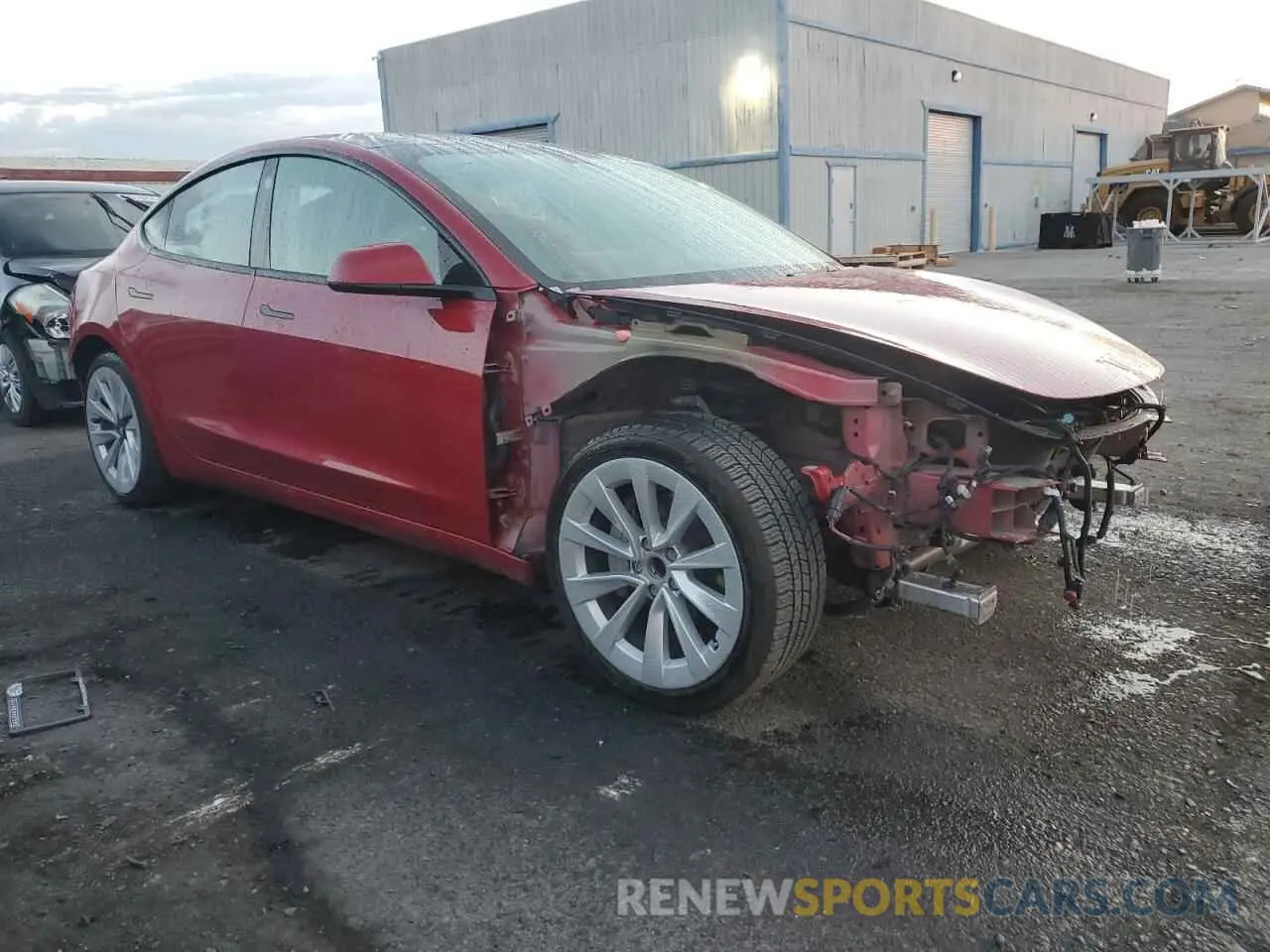 4 Photograph of a damaged car 5YJ3E1EA1NF304128 TESLA MODEL 3 2022