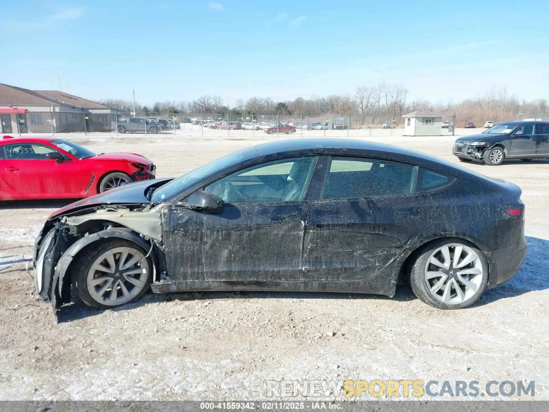 13 Photograph of a damaged car 5YJ3E1EA1NF304811 TESLA MODEL 3 2022