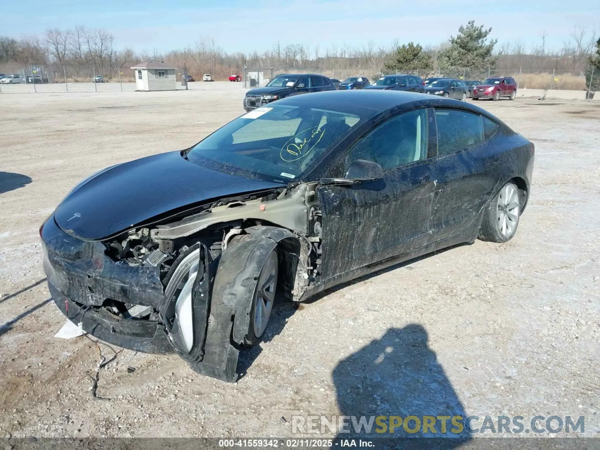 2 Photograph of a damaged car 5YJ3E1EA1NF304811 TESLA MODEL 3 2022