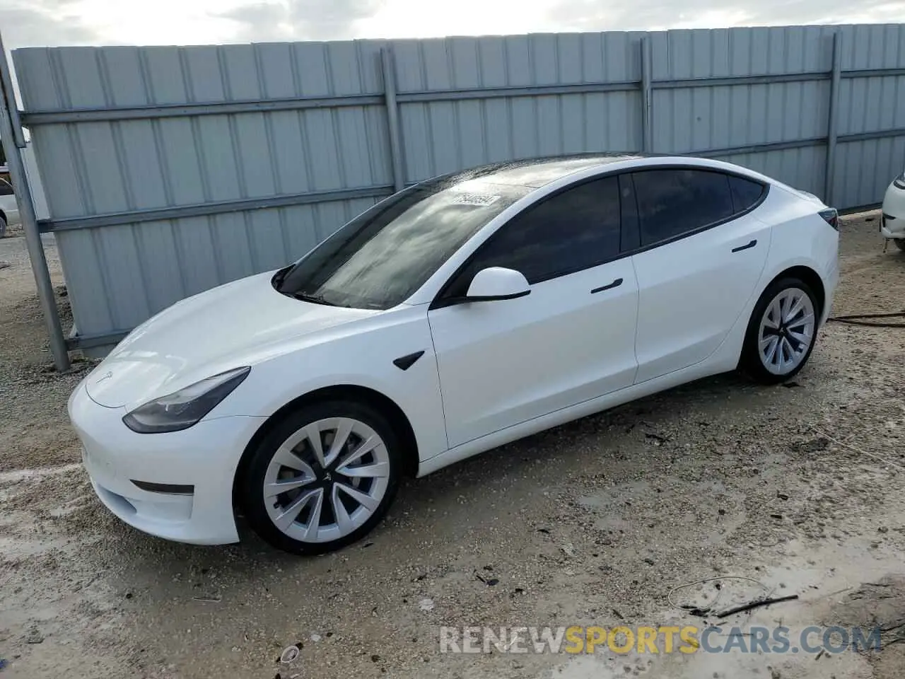 1 Photograph of a damaged car 5YJ3E1EA1NF309670 TESLA MODEL 3 2022