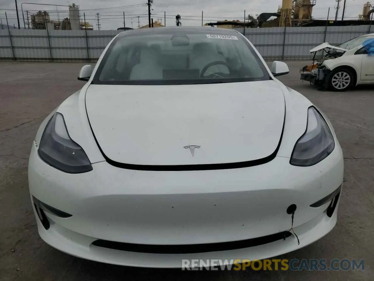 5 Photograph of a damaged car 5YJ3E1EA1NF313024 TESLA MODEL 3 2022