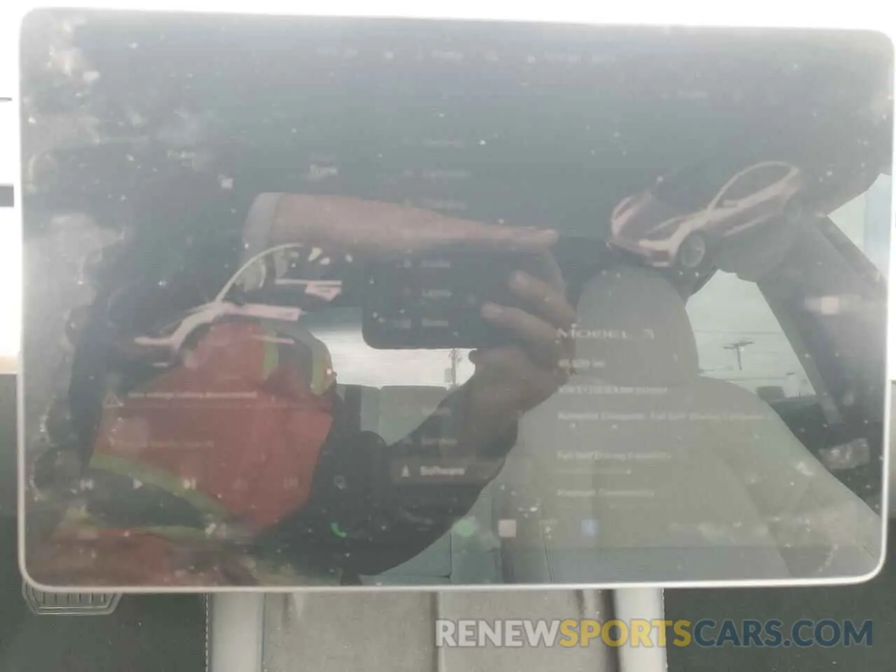 9 Photograph of a damaged car 5YJ3E1EA1NF313024 TESLA MODEL 3 2022