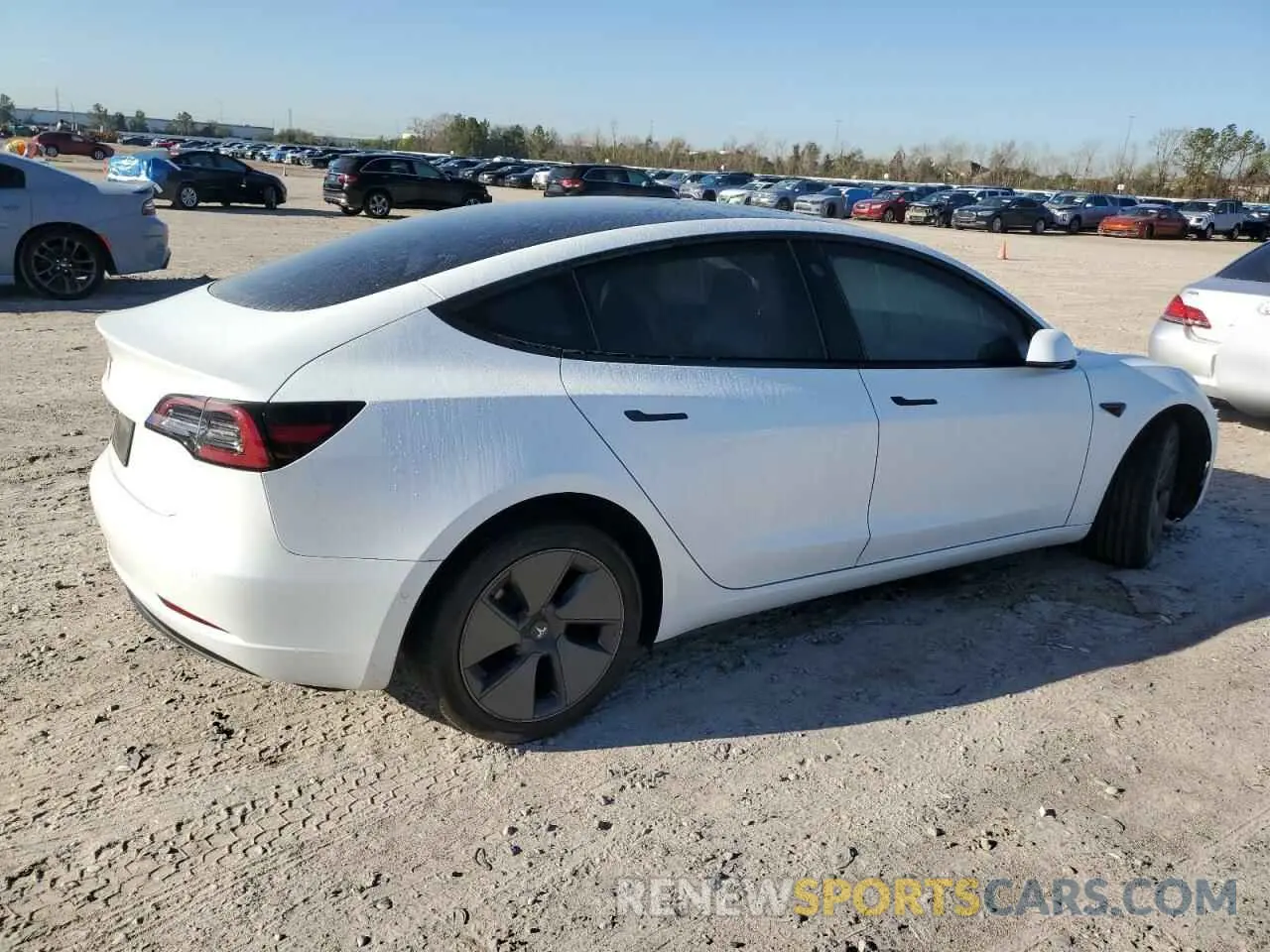 3 Photograph of a damaged car 5YJ3E1EA1NF314836 TESLA MODEL 3 2022