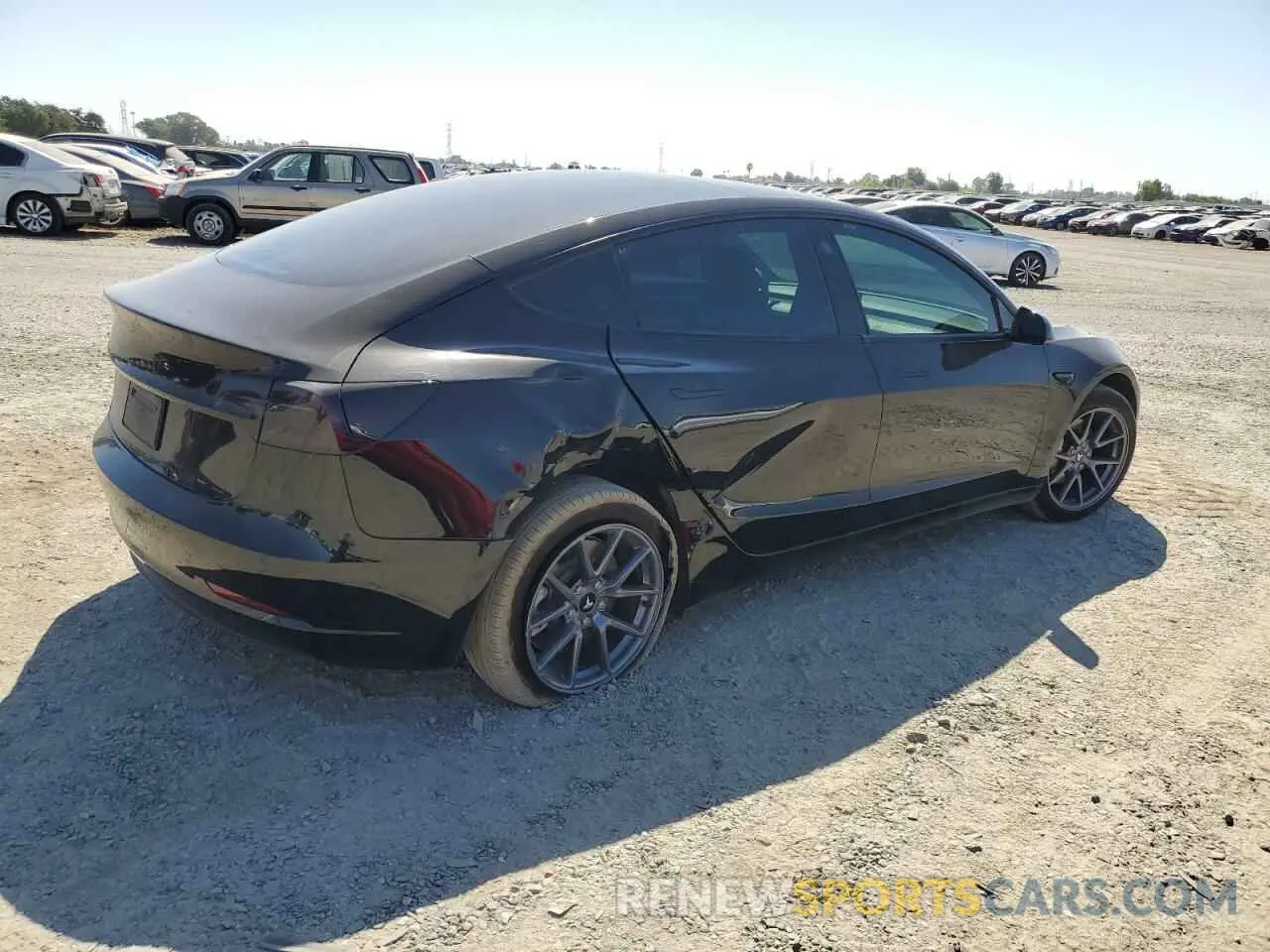 3 Photograph of a damaged car 5YJ3E1EA1NF320085 TESLA MODEL 3 2022