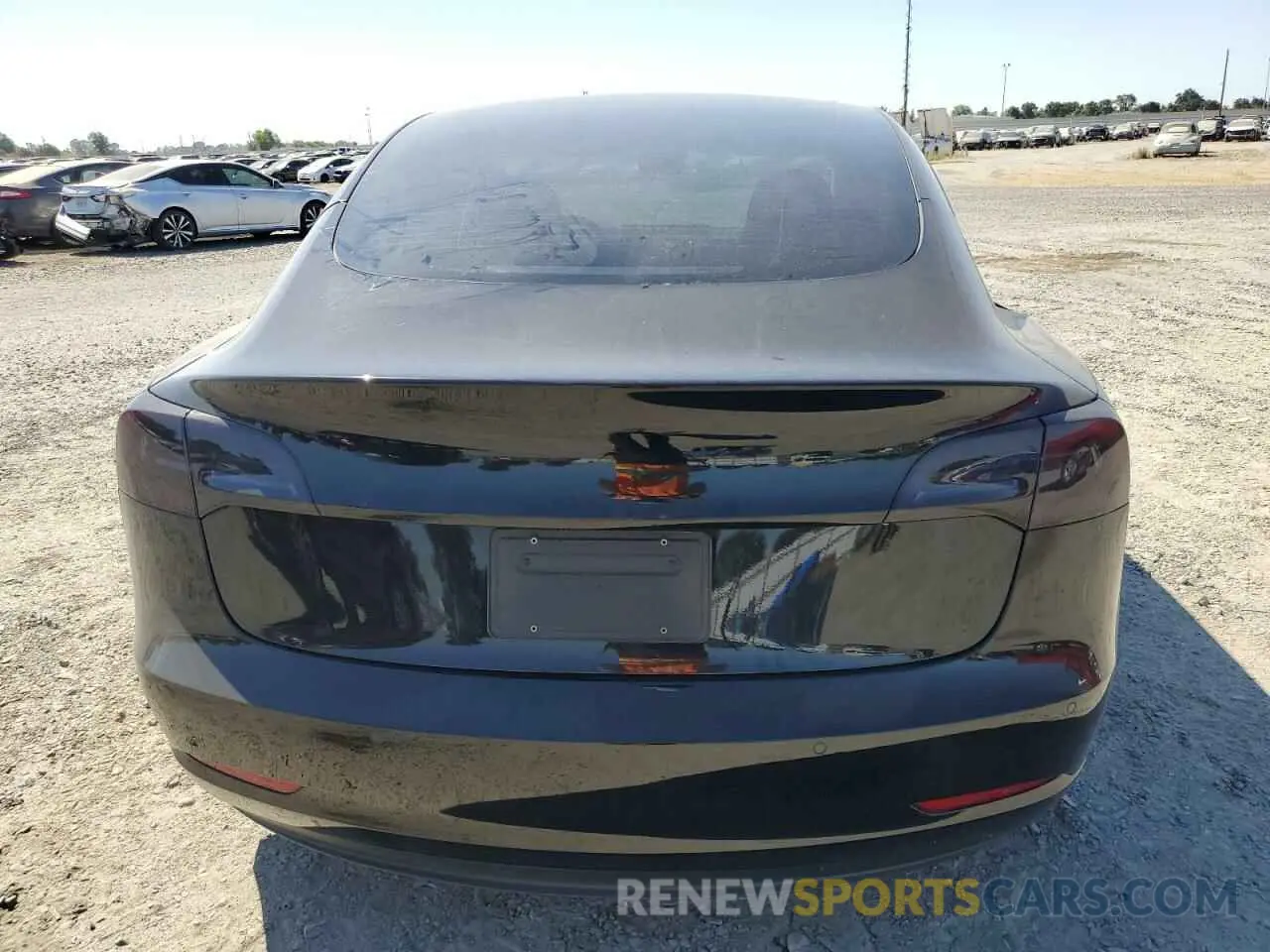 6 Photograph of a damaged car 5YJ3E1EA1NF320085 TESLA MODEL 3 2022