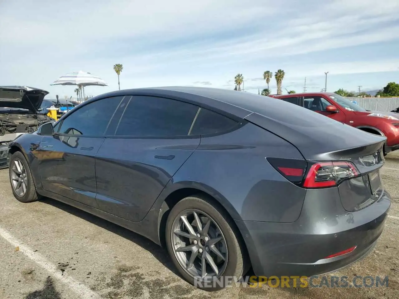 2 Photograph of a damaged car 5YJ3E1EA1NF337727 TESLA MODEL 3 2022