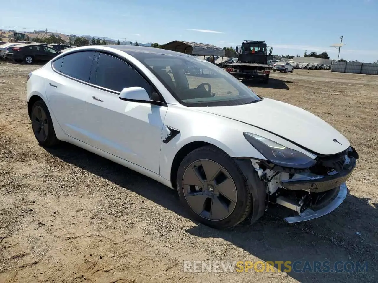 4 Photograph of a damaged car 5YJ3E1EA1NF358755 TESLA MODEL 3 2022