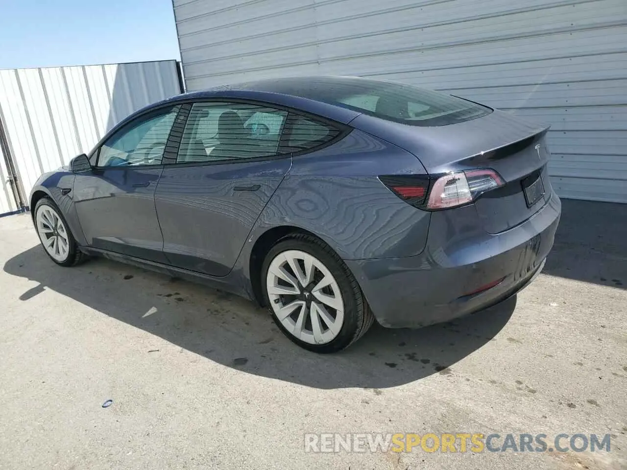 2 Photograph of a damaged car 5YJ3E1EA1NF368556 TESLA MODEL 3 2022