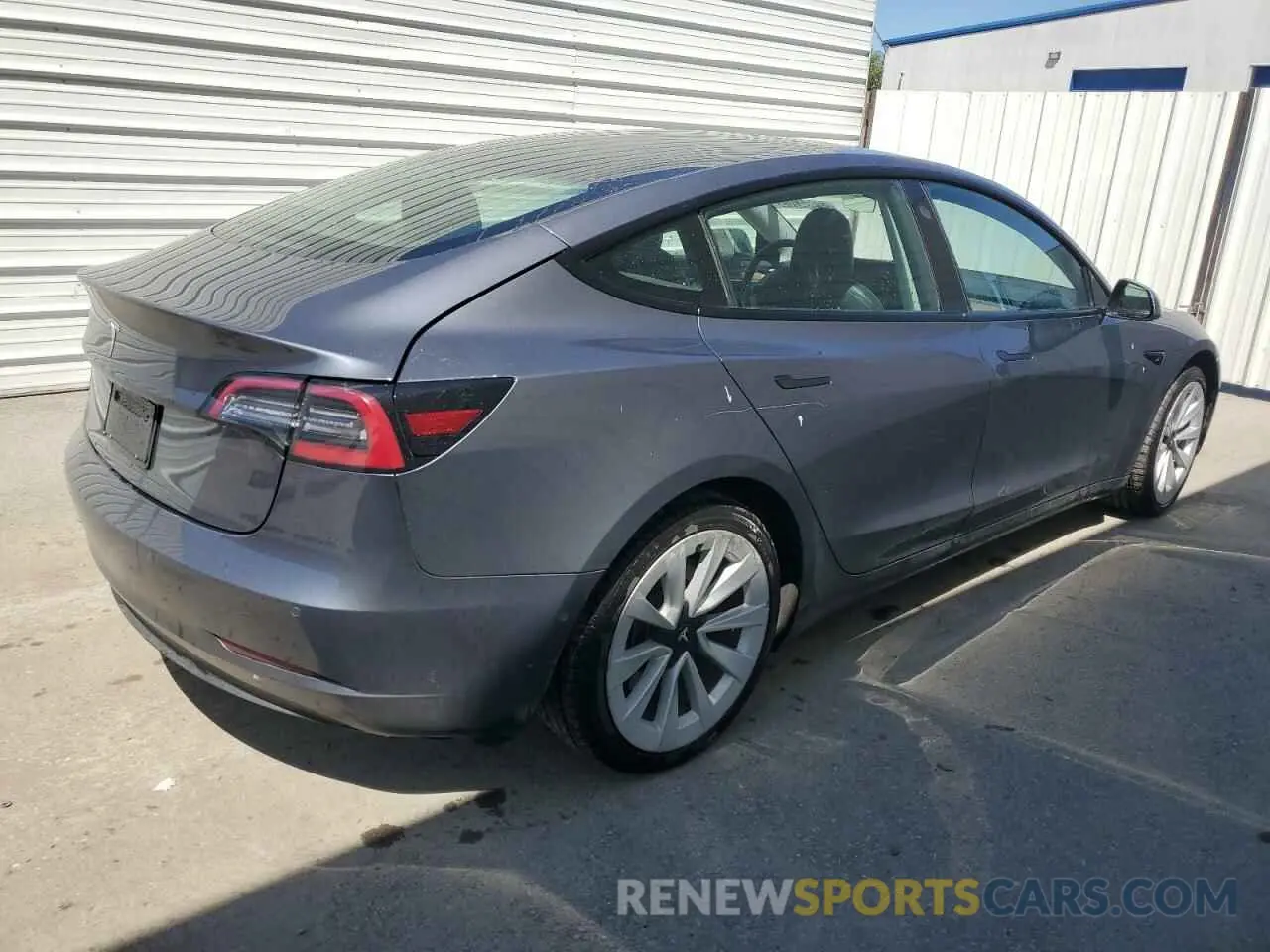 3 Photograph of a damaged car 5YJ3E1EA1NF368556 TESLA MODEL 3 2022