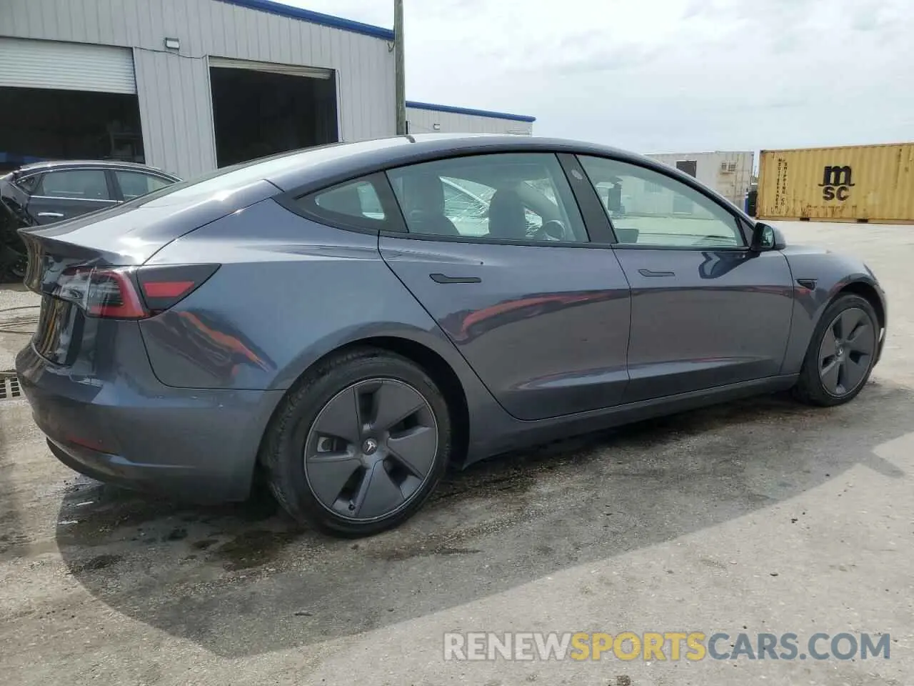3 Photograph of a damaged car 5YJ3E1EA1NF368573 TESLA MODEL 3 2022