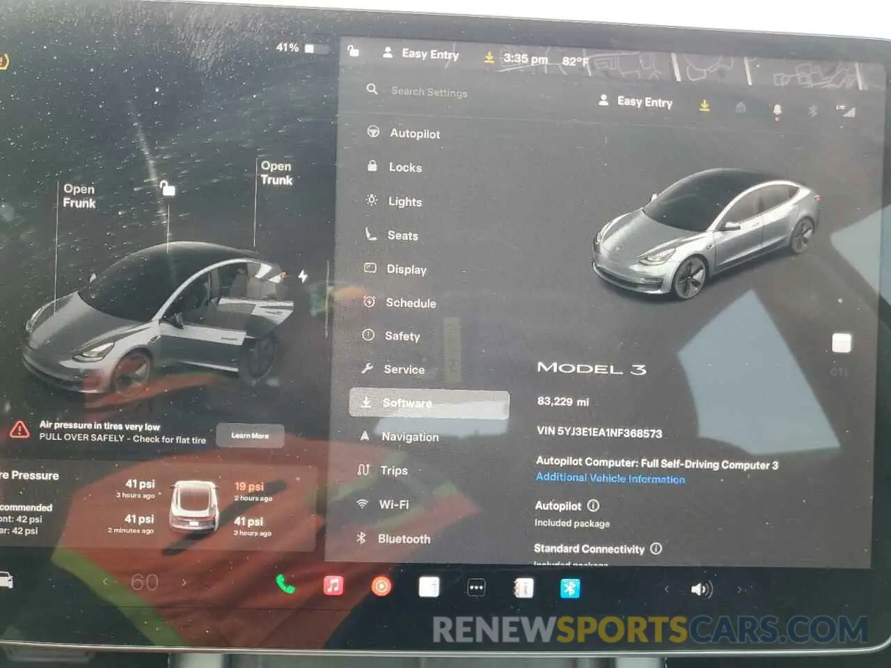 9 Photograph of a damaged car 5YJ3E1EA1NF368573 TESLA MODEL 3 2022