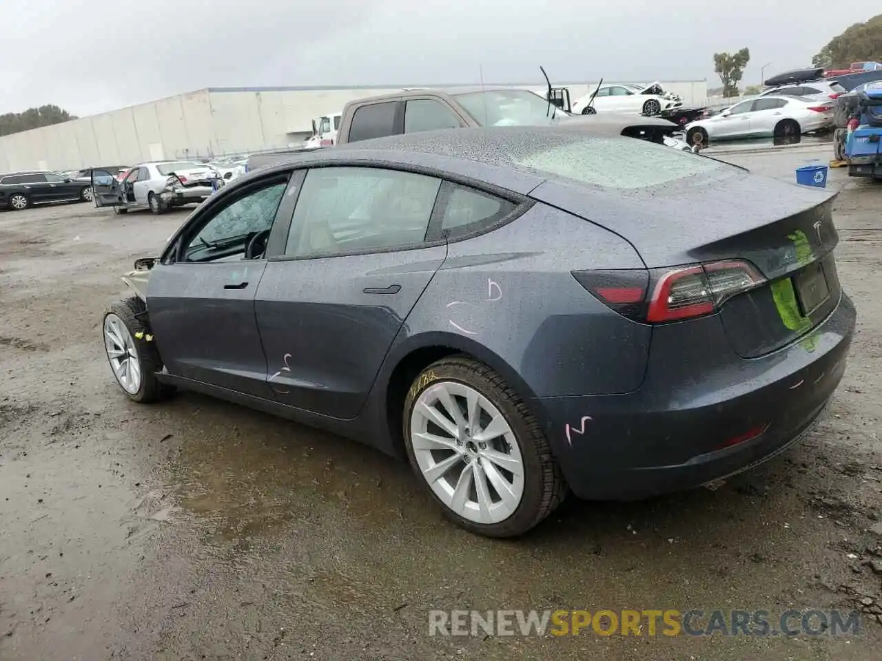 2 Photograph of a damaged car 5YJ3E1EA1NF368816 TESLA MODEL 3 2022