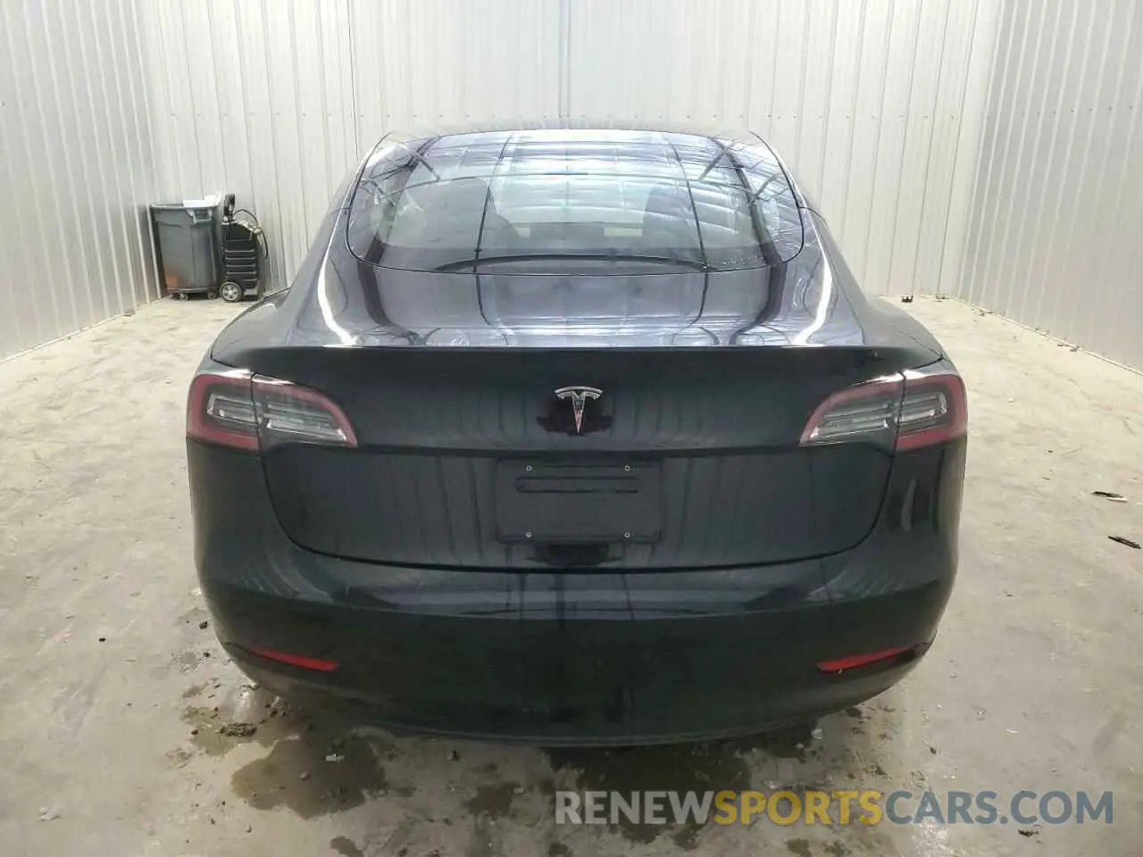 6 Photograph of a damaged car 5YJ3E1EA1NF369254 TESLA MODEL 3 2022