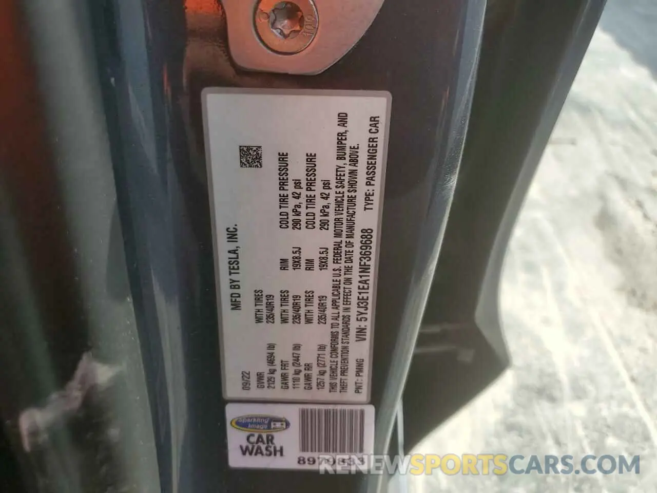 12 Photograph of a damaged car 5YJ3E1EA1NF369688 TESLA MODEL 3 2022