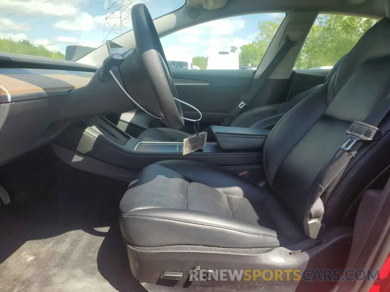 7 Photograph of a damaged car 5YJ3E1EA1NF369822 TESLA MODEL 3 2022