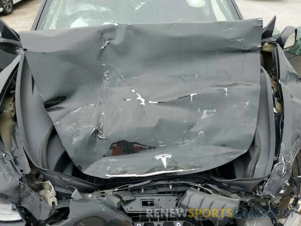 11 Photograph of a damaged car 5YJ3E1EA1NF369979 TESLA MODEL 3 2022