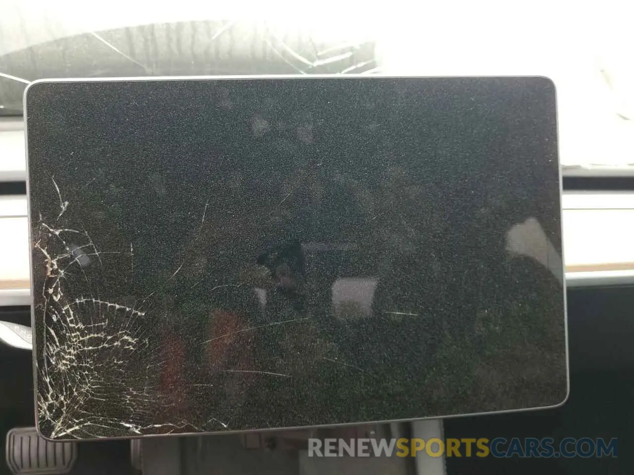 9 Photograph of a damaged car 5YJ3E1EA1NF369979 TESLA MODEL 3 2022