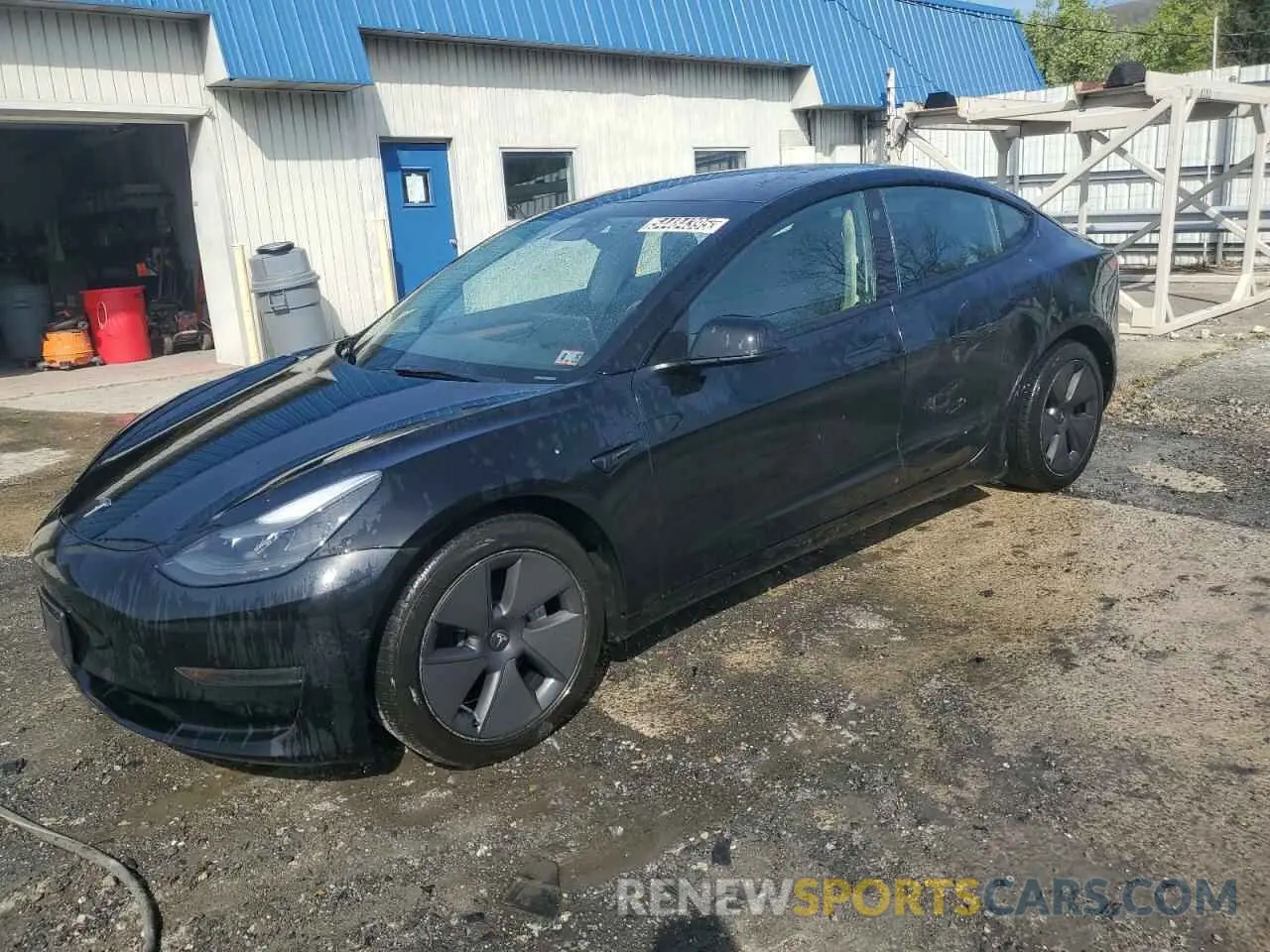 1 Photograph of a damaged car 5YJ3E1EA1NF370209 TESLA MODEL 3 2022