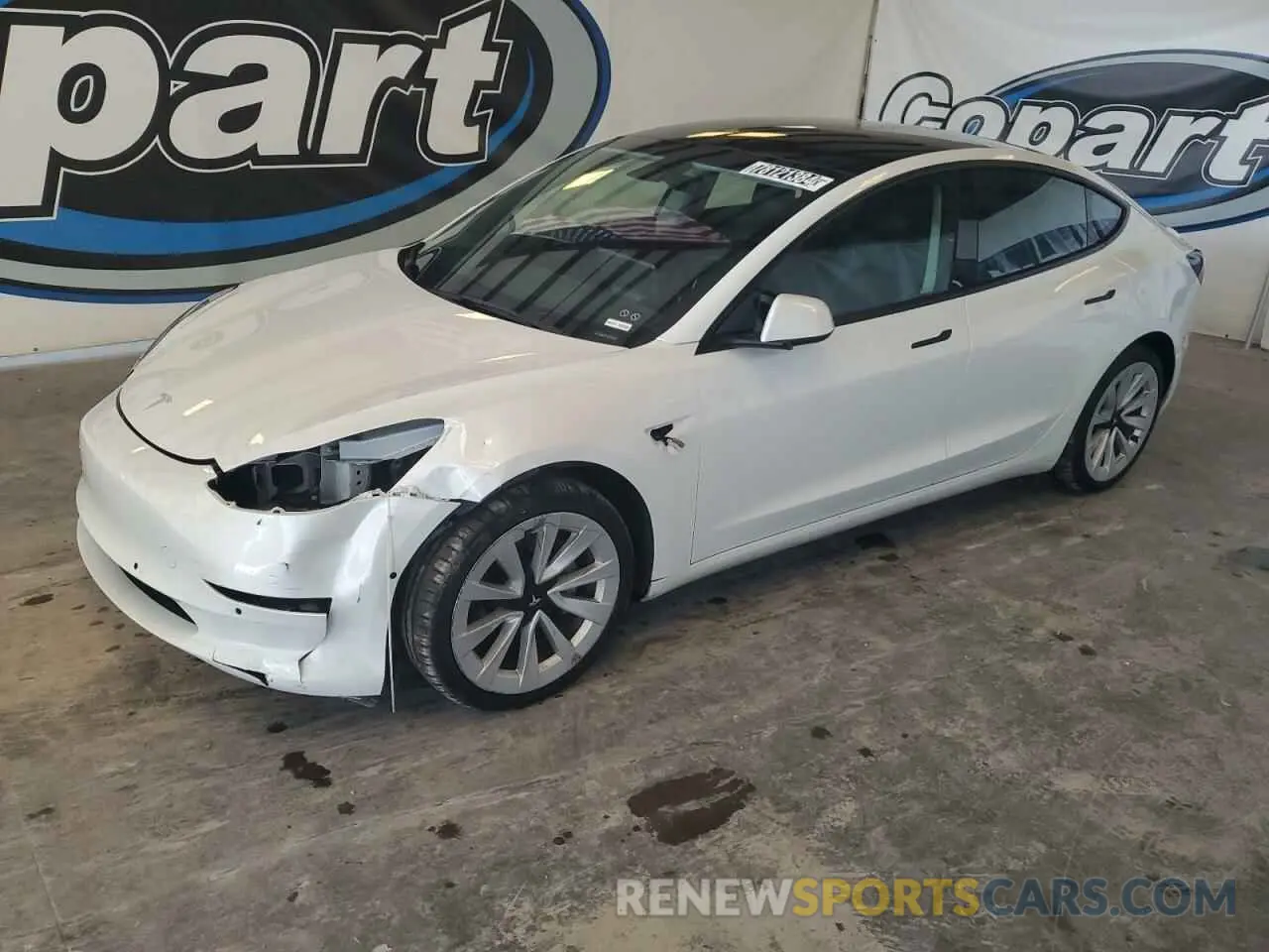 1 Photograph of a damaged car 5YJ3E1EA1NF370517 TESLA MODEL 3 2022
