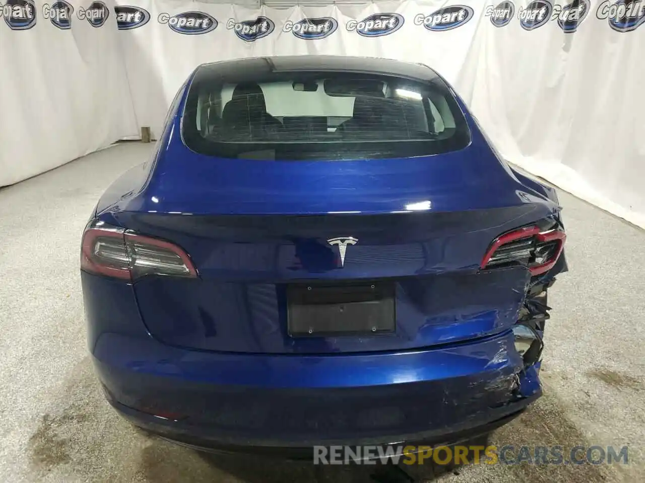 6 Photograph of a damaged car 5YJ3E1EA1NF372283 TESLA MODEL 3 2022