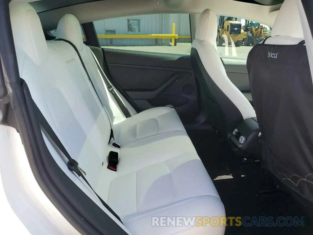 10 Photograph of a damaged car 5YJ3E1EA1NF373904 TESLA MODEL 3 2022