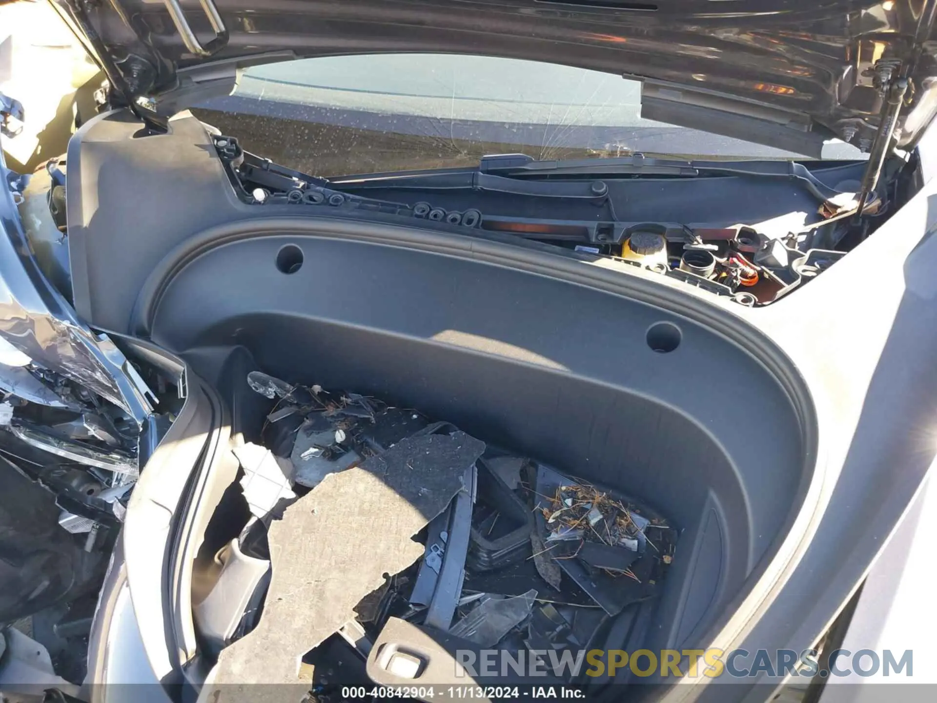 10 Photograph of a damaged car 5YJ3E1EA1NF375166 TESLA MODEL 3 2022