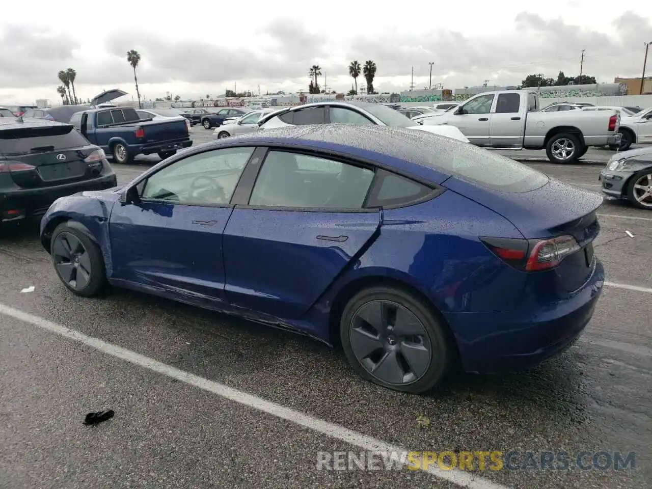 2 Photograph of a damaged car 5YJ3E1EA1NF375507 TESLA MODEL 3 2022