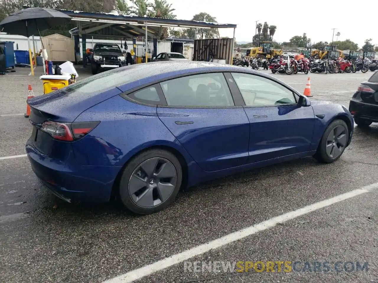 3 Photograph of a damaged car 5YJ3E1EA1NF375507 TESLA MODEL 3 2022