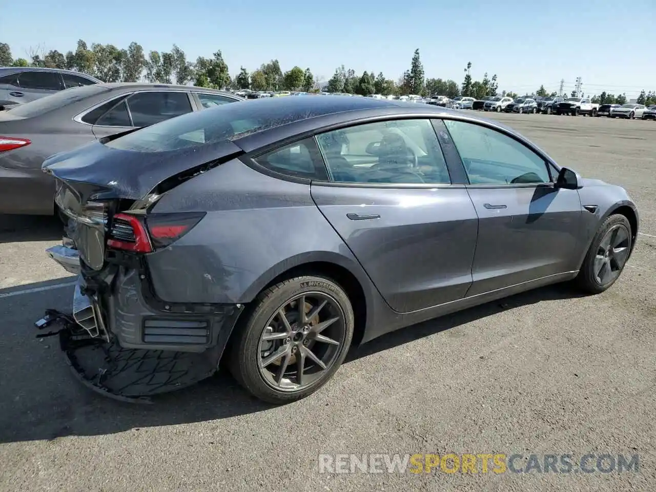 3 Photograph of a damaged car 5YJ3E1EA2NF114936 TESLA MODEL 3 2022