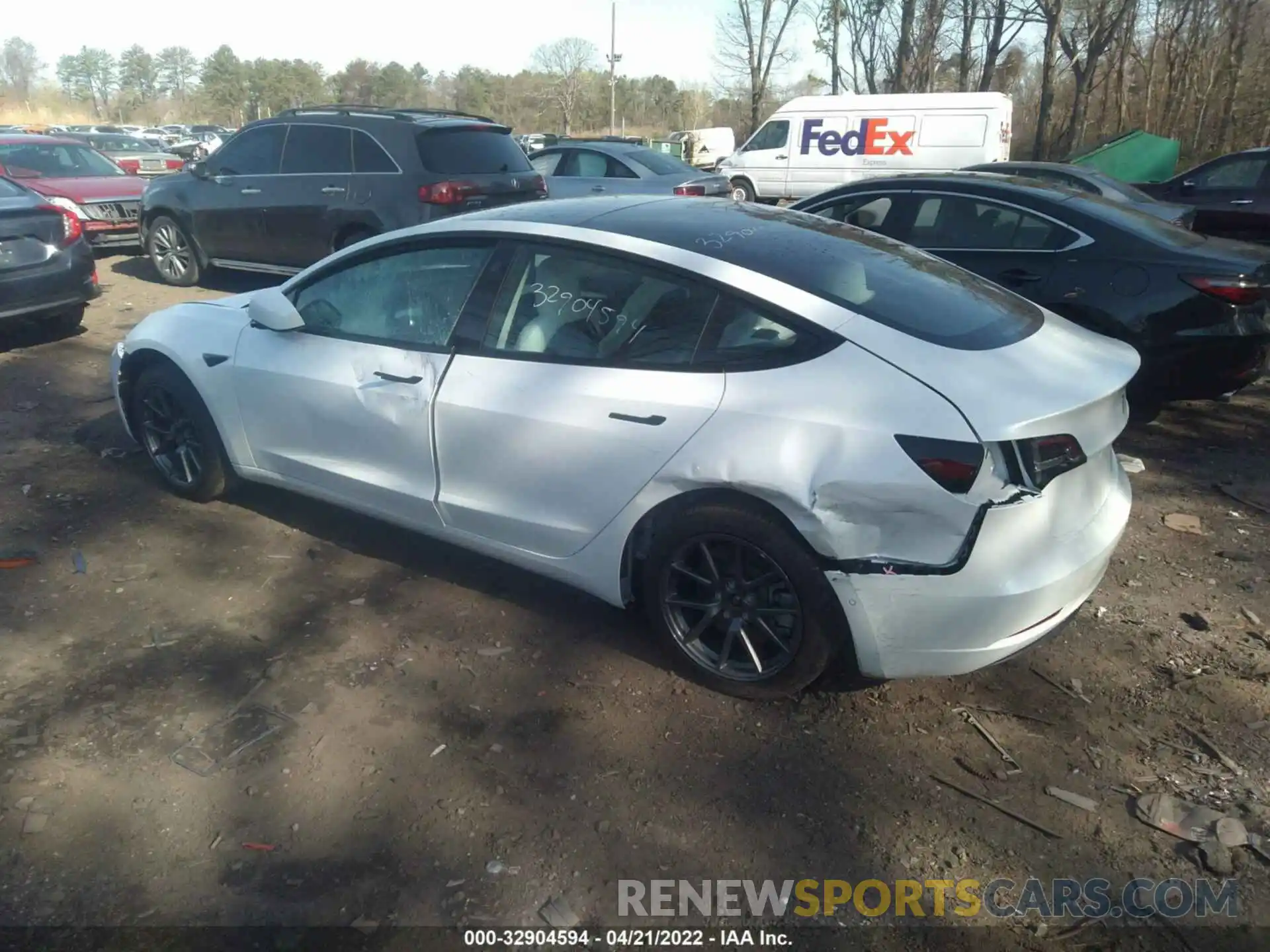 6 Photograph of a damaged car 5YJ3E1EA2NF118811 TESLA MODEL 3 2022