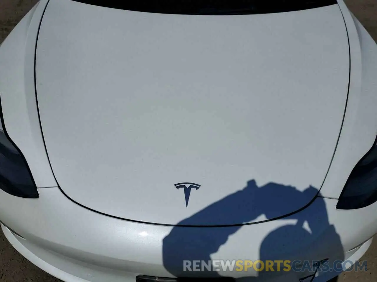 11 Photograph of a damaged car 5YJ3E1EA2NF121501 TESLA MODEL 3 2022