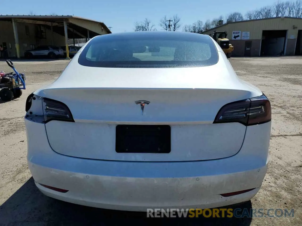 6 Photograph of a damaged car 5YJ3E1EA2NF121501 TESLA MODEL 3 2022