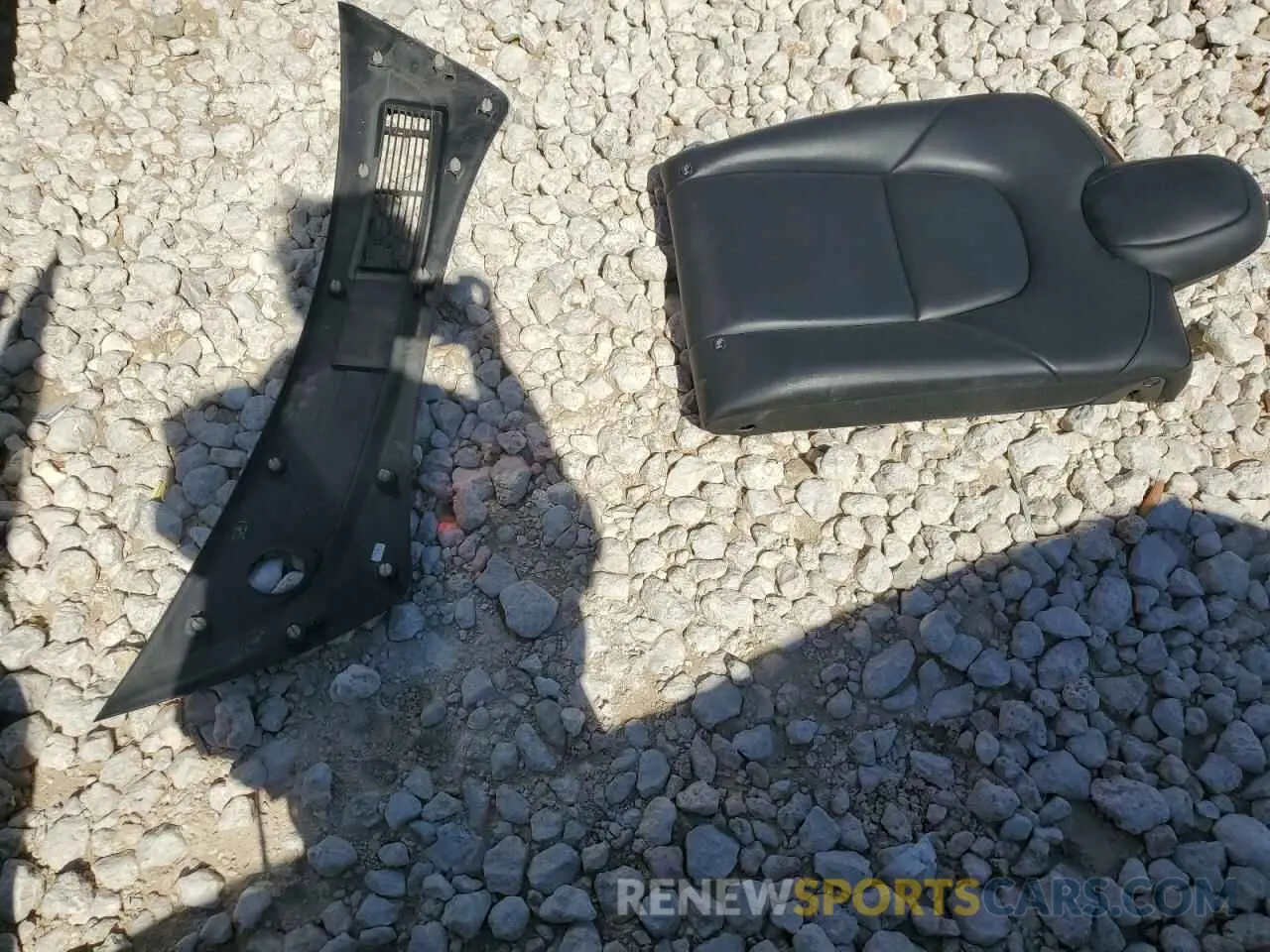 12 Photograph of a damaged car 5YJ3E1EA2NF188955 TESLA MODEL 3 2022