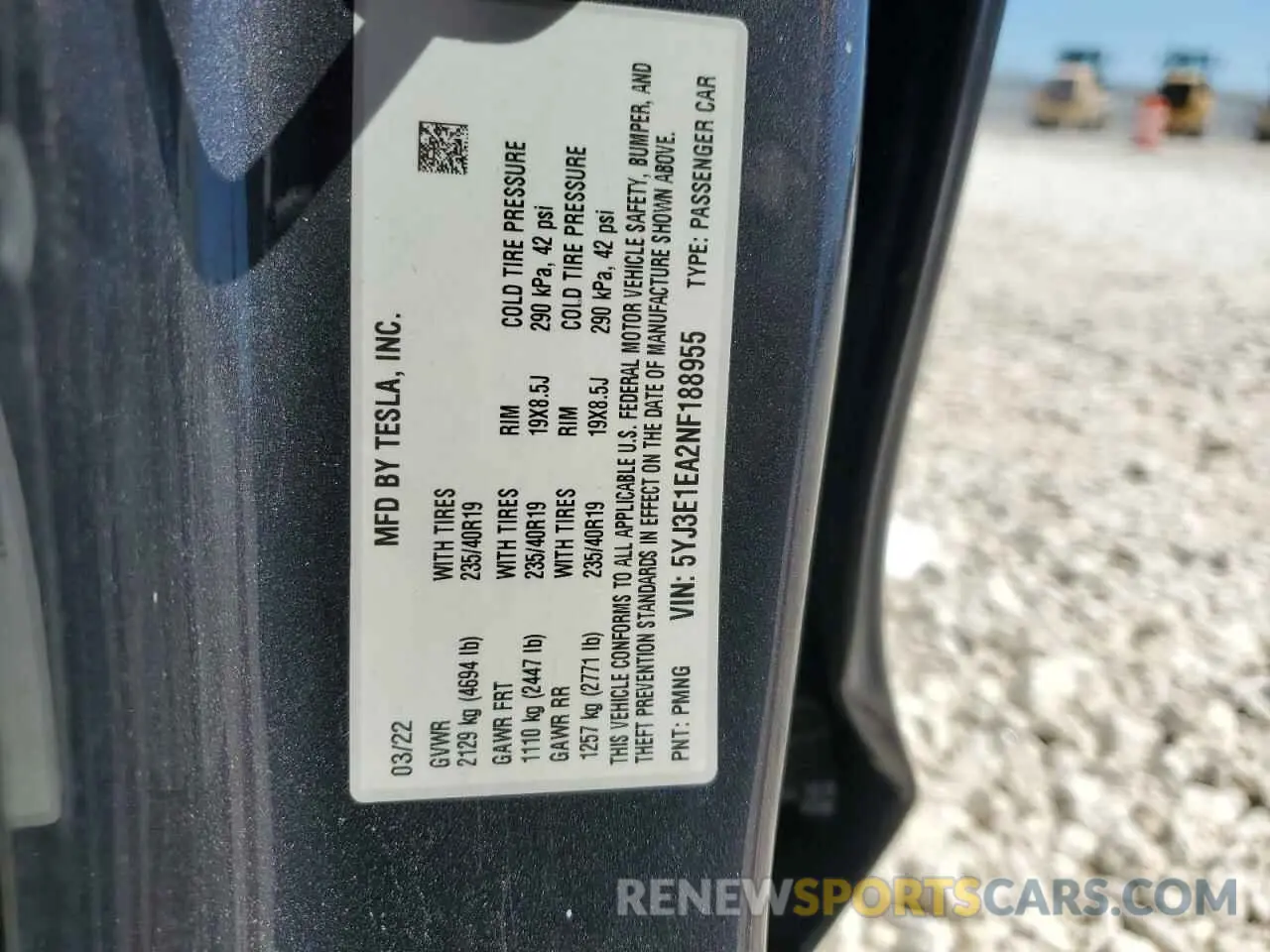 13 Photograph of a damaged car 5YJ3E1EA2NF188955 TESLA MODEL 3 2022
