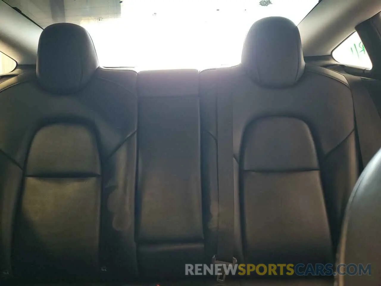 10 Photograph of a damaged car 5YJ3E1EA2NF190107 TESLA MODEL 3 2022