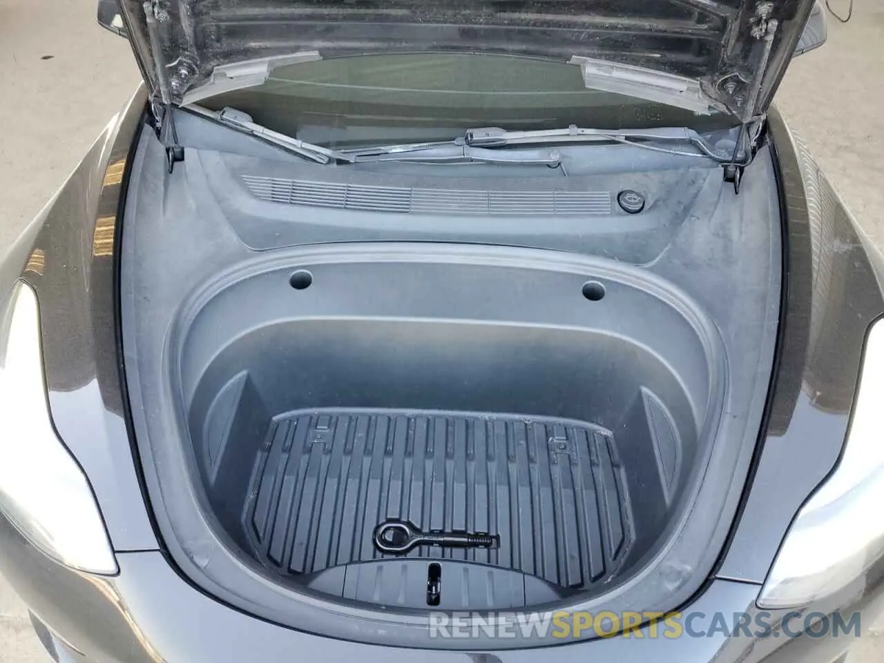 11 Photograph of a damaged car 5YJ3E1EA2NF190124 TESLA MODEL 3 2022