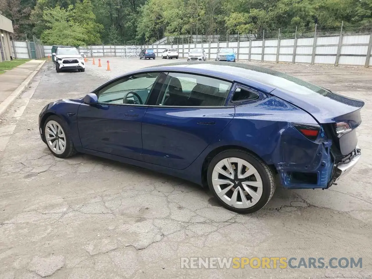 2 Photograph of a damaged car 5YJ3E1EA2NF192097 TESLA MODEL 3 2022